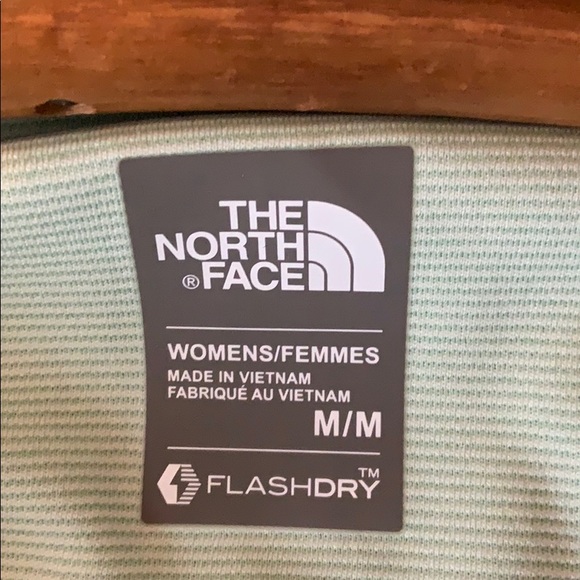 The North Face women’s quartet sip - Picture 3 of 4